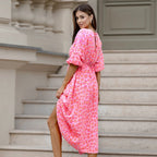 Vestido de mujer estampado con cuello en V