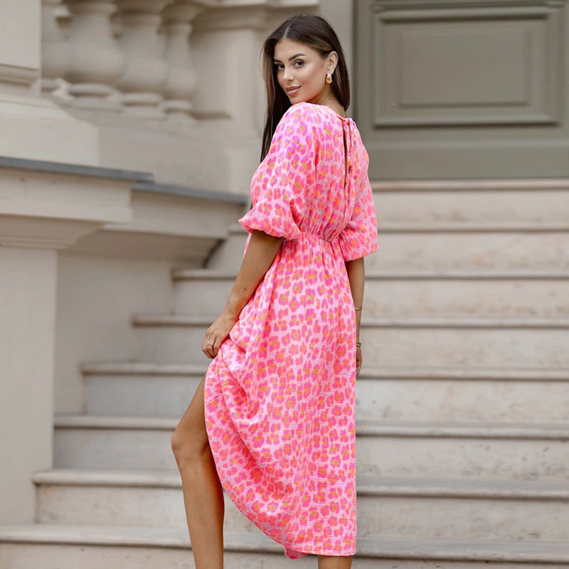 Vestido de mujer estampado con cuello en V