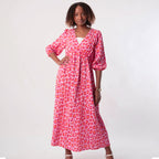 Vestido de mujer estampado con cuello en V