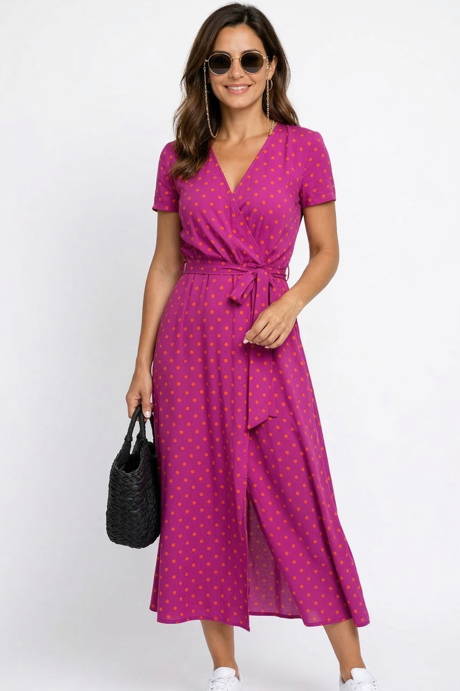 Julia: elegante vestido con escote en pico y corte moldeador