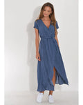 Julia: elegante vestido con escote en pico y corte moldeador